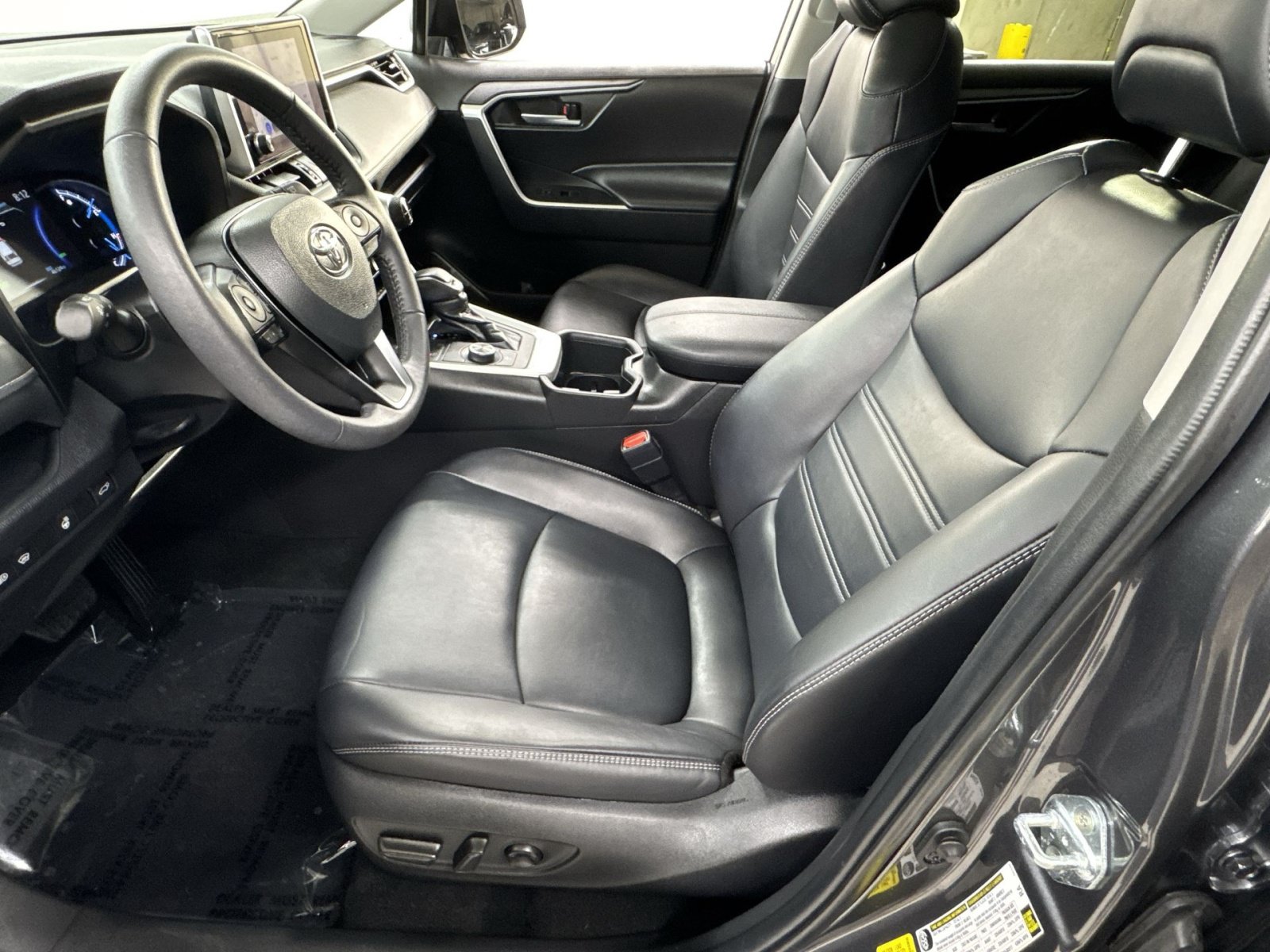 Used 2024 Toyota RAV4 XLE Premium w/ Weather Package AWD/4WD image 16