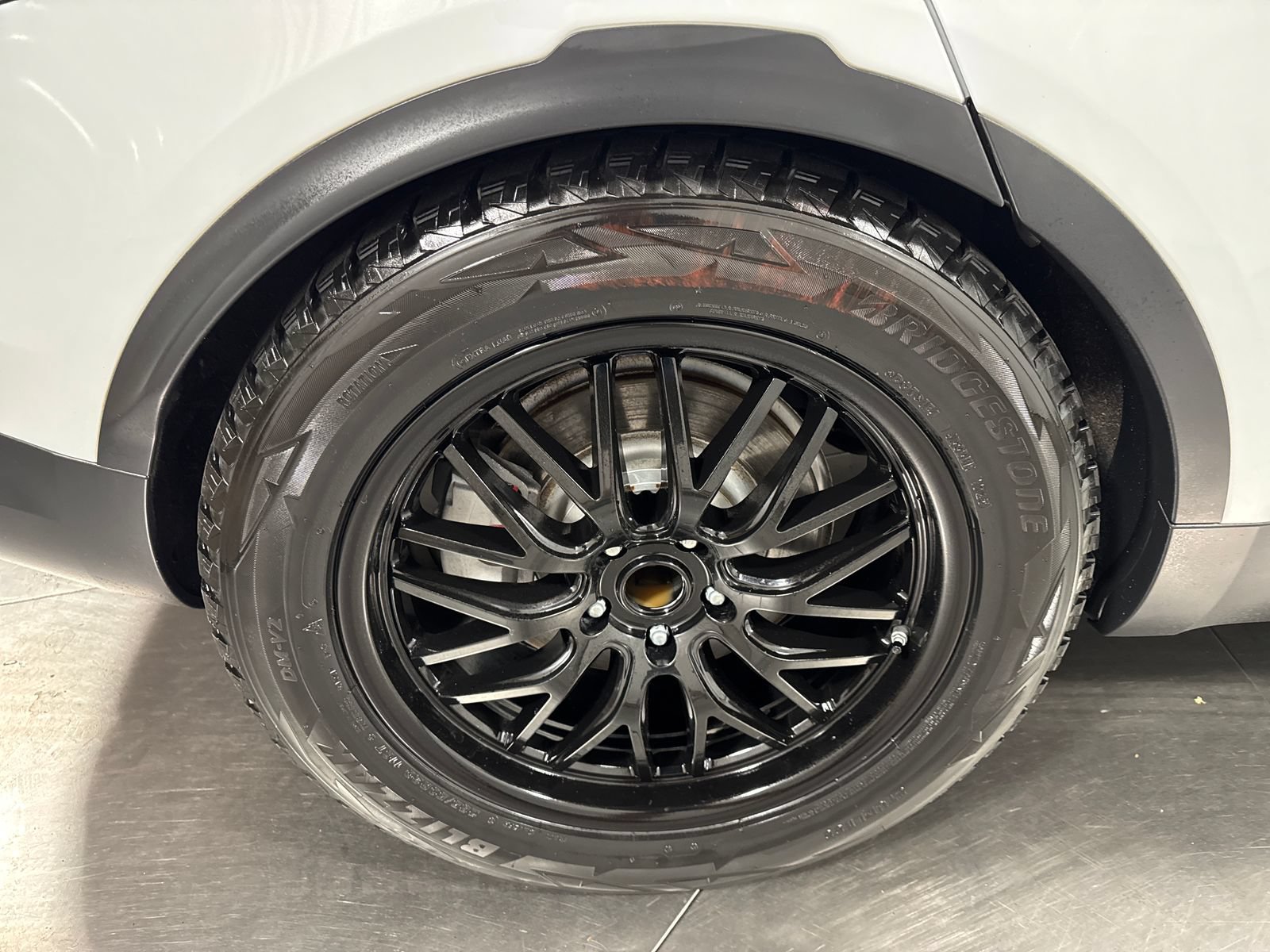 Used 2019 Land Rover Discovery HSE Luxury AWD/4WD image 13
