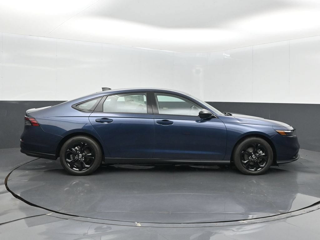 New 2025 Honda Accord SE image 5