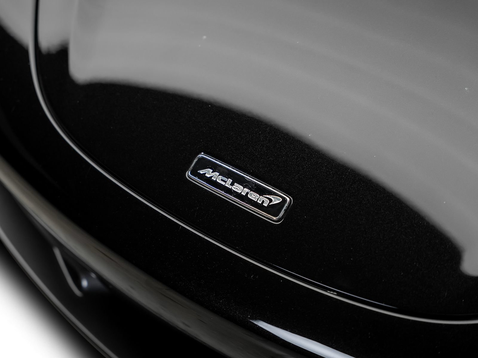 Used 2020 McLaren 720S Spider RWD image 6