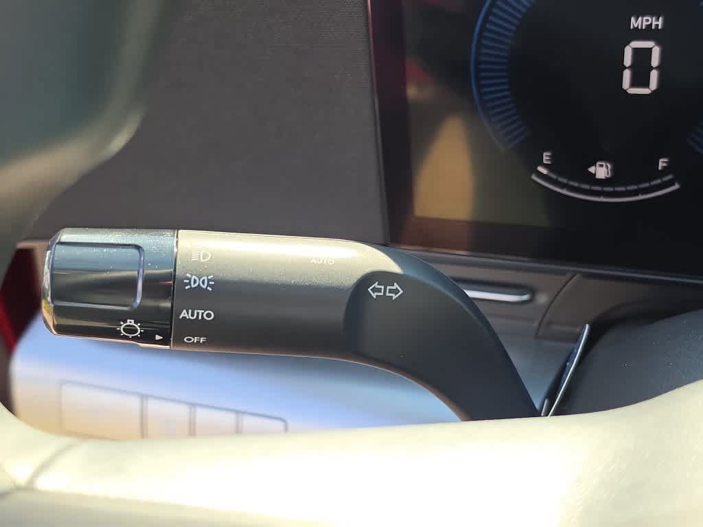New 2027 Hyundai Kona SE FWD image 27
