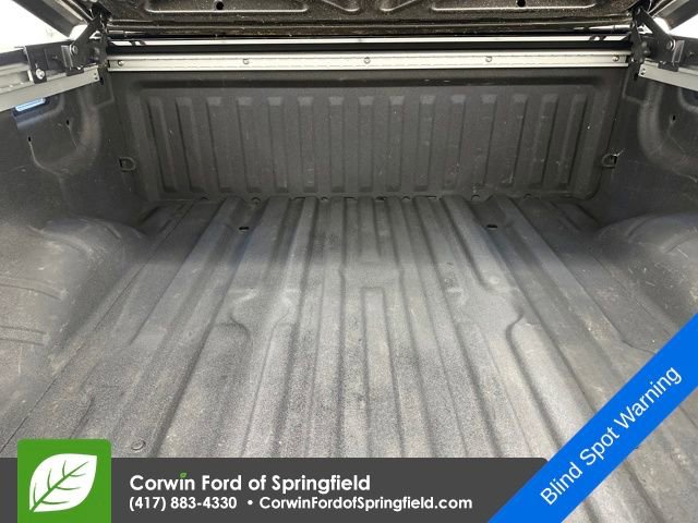 Used 2023 Nissan Titan PRO-4X w/ Pro-4x Convenience Package image 19