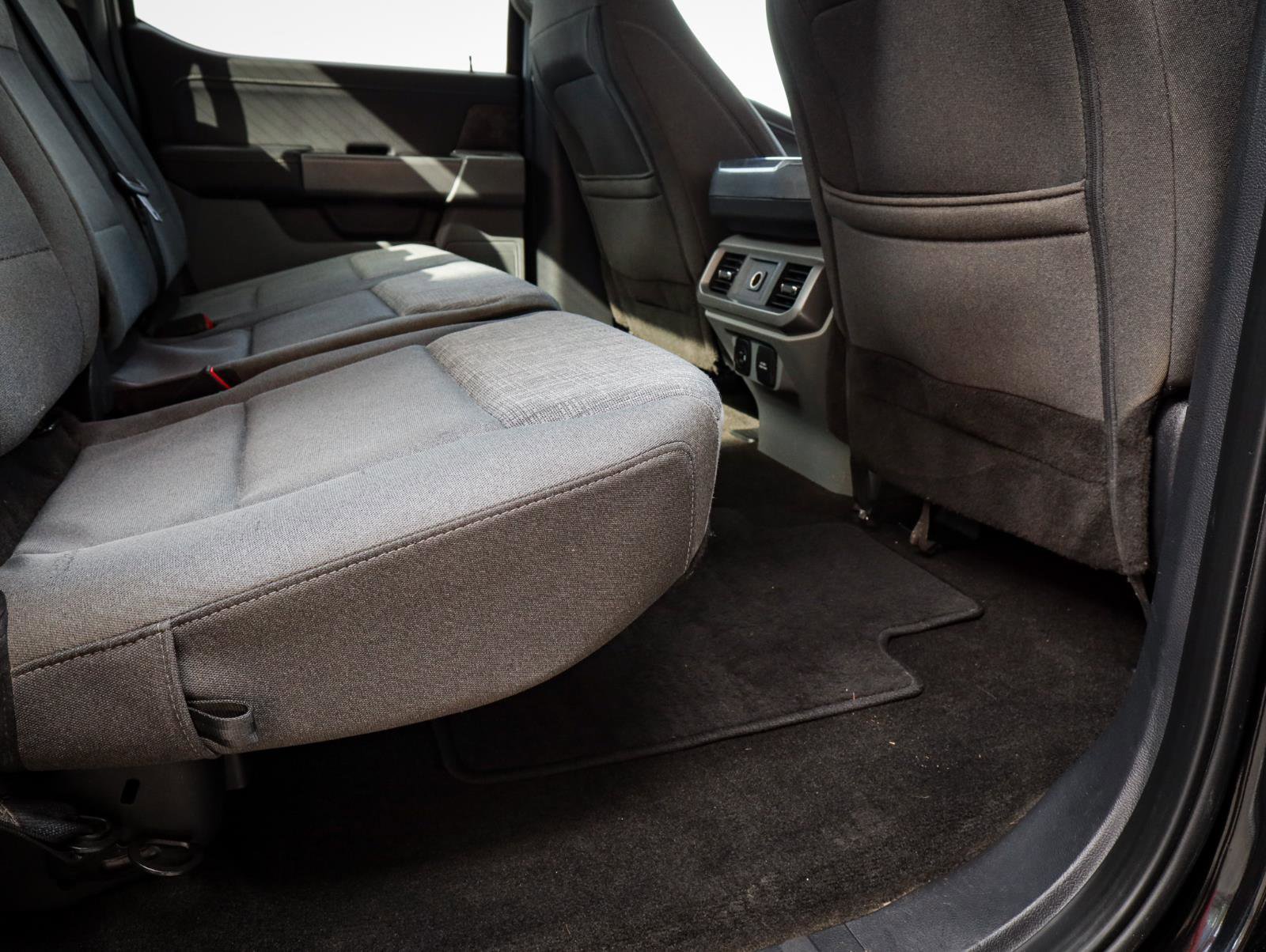 Used 2022 Ford F150 XLT w/ Equipment Group 301A Mid image 28