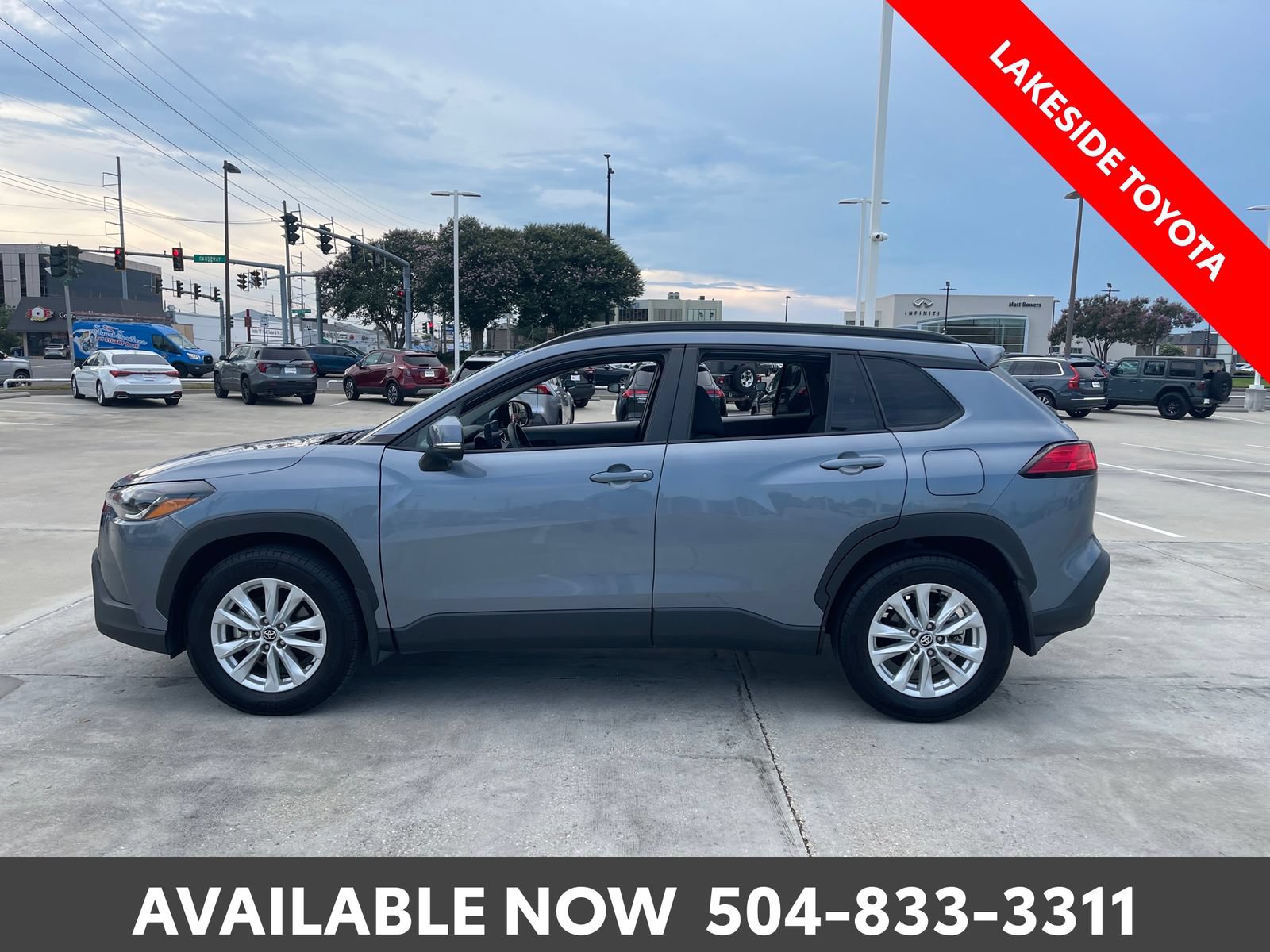 Certified 2023 Toyota Corolla Cross LE w/ Moonroof Package FWD image 2