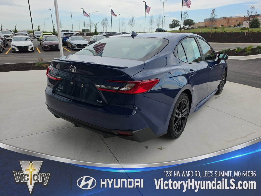 Used 2025 Toyota Camry SE FWD image 6
