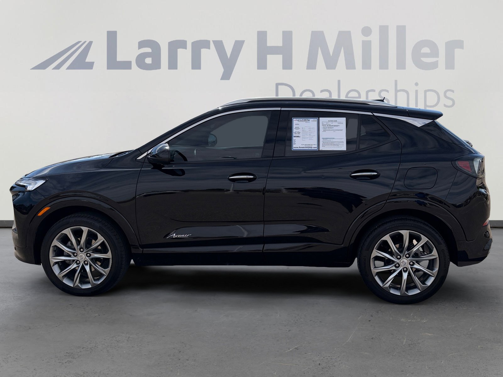 Used 2024 Buick Encore GX Avenir w/ Avenir Technology Package image 3