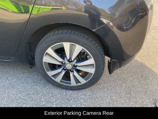 Used 2015 Nissan Leaf SL w/ Premium Package FWD image 11