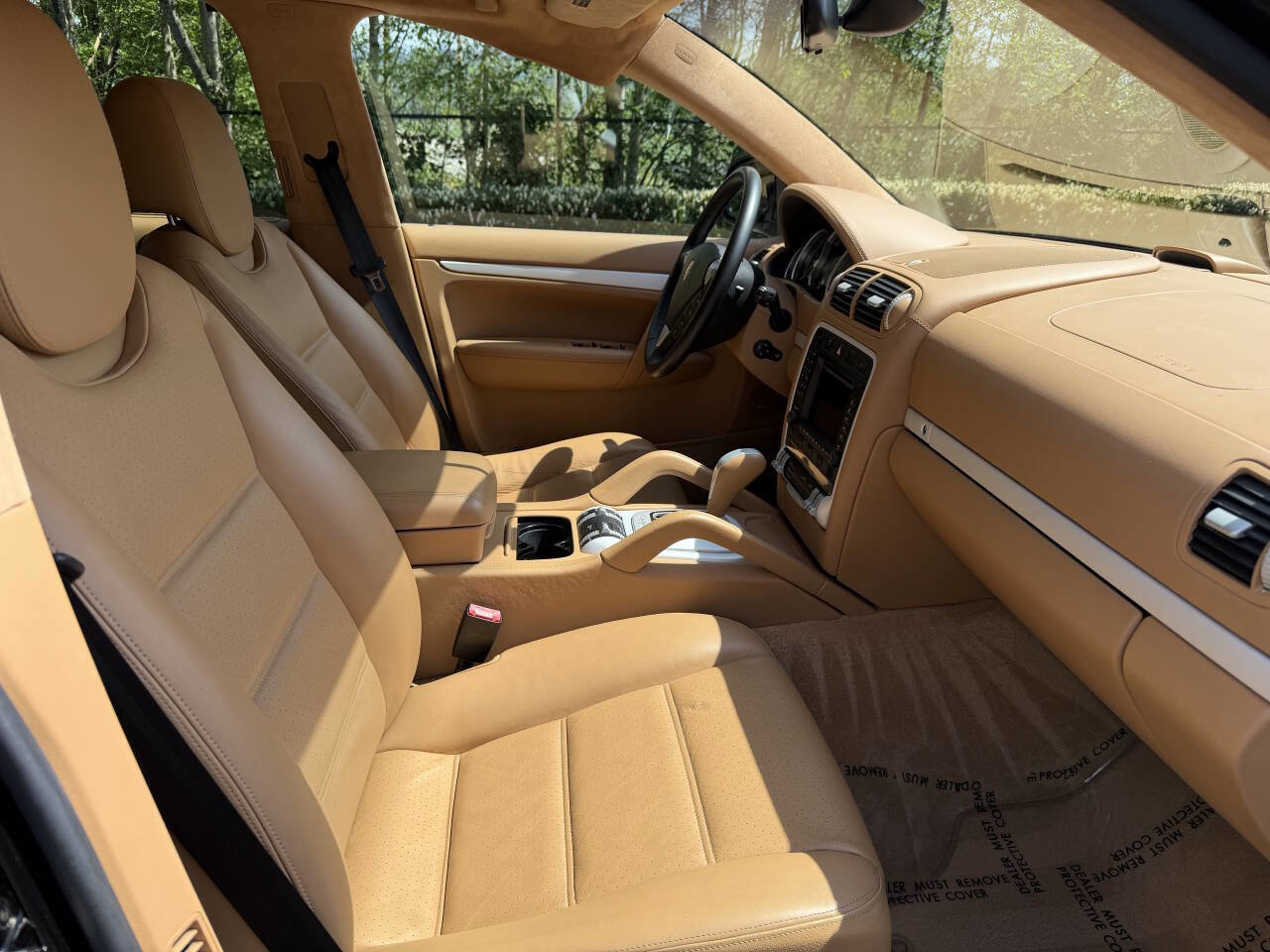Used 2005 Porsche Cayenne Turbo AWD/4WD image 15