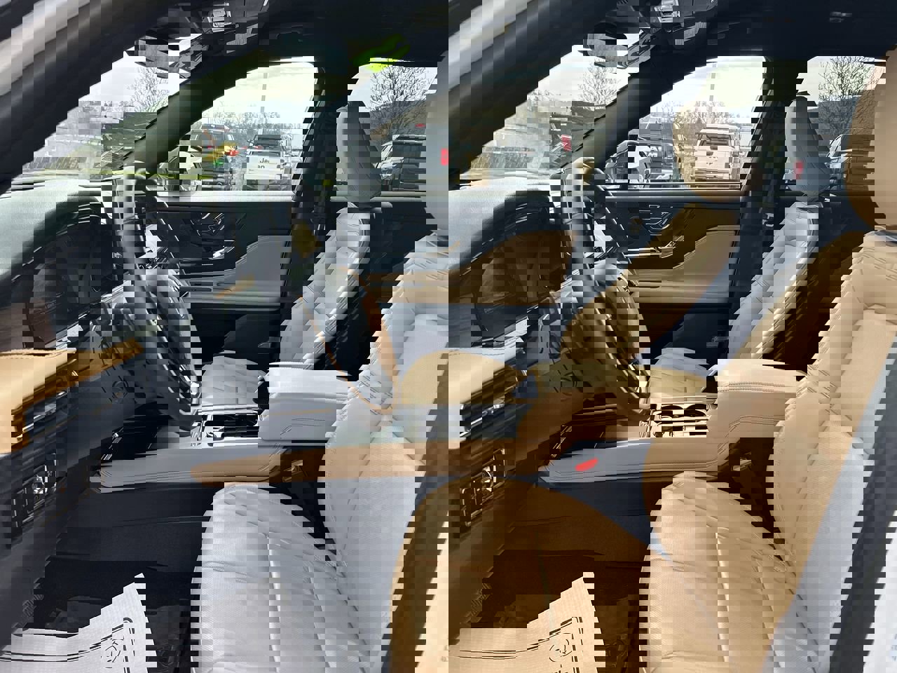 Used 2023 Lincoln Corsair Reserve w/ Equipment Group 201A image 21