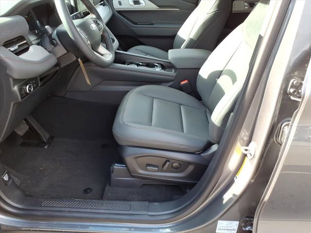 New 2026 Ford Explorer Active w/ Active Comfort Package AWD/4WD image 19