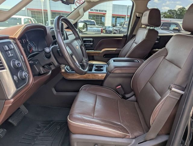 Used 2015 Chevrolet Silverado 2500 High Country w/ Duramax Plus Package AWD/4WD image 7
