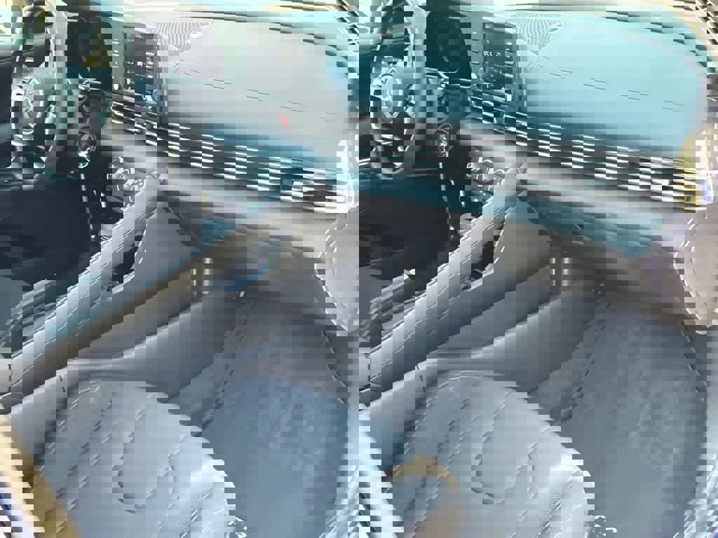 Used 2023 Hyundai Elantra SE image 13