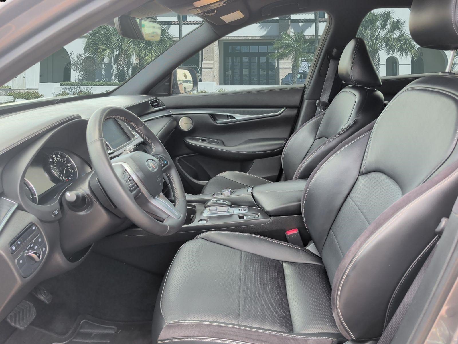 Used 2023 INFINITI QX50 Sport FWD image 11