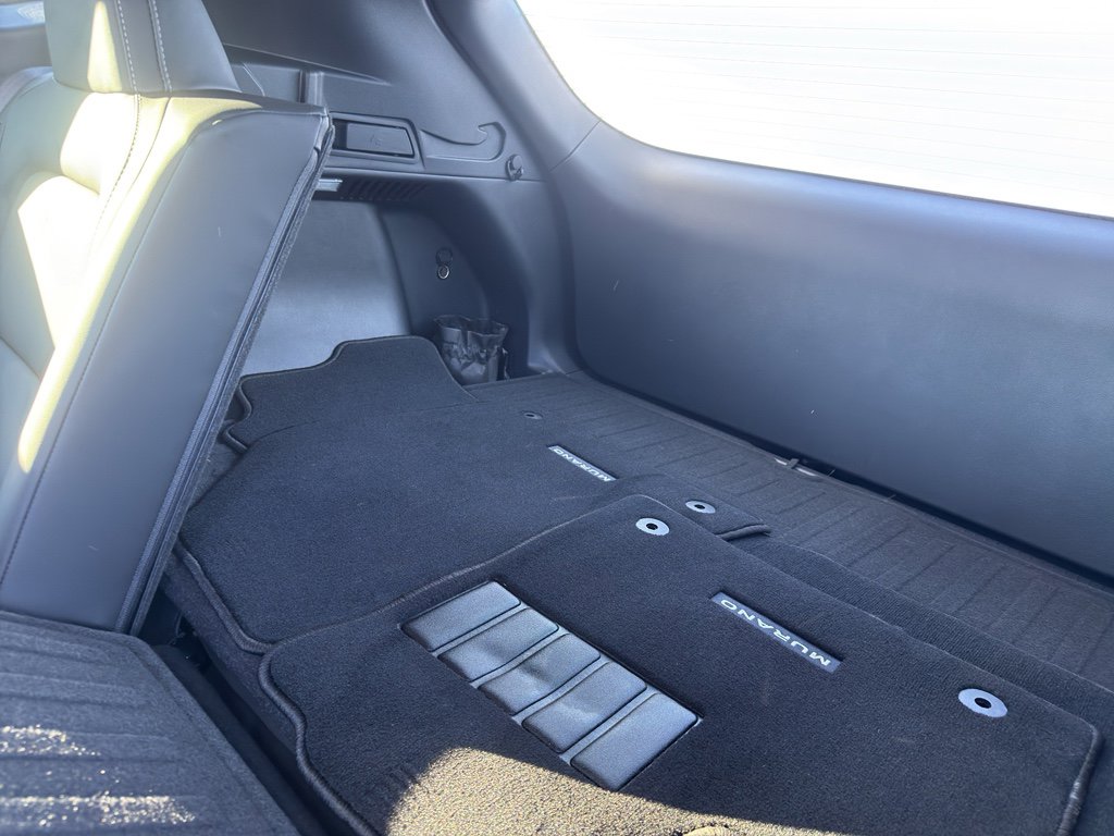 Used 2025 Nissan Murano SV image 35