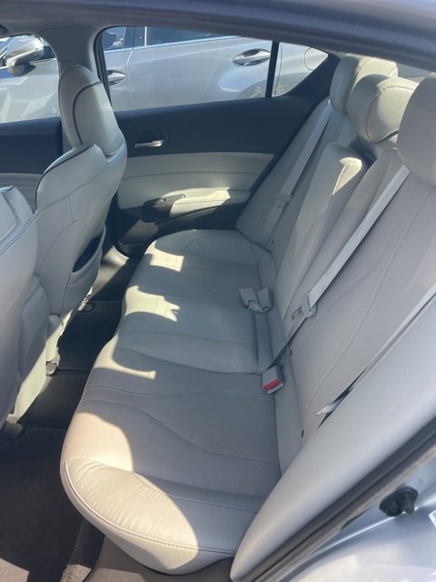 Used 2020 Acura ILX Premium Package image 7