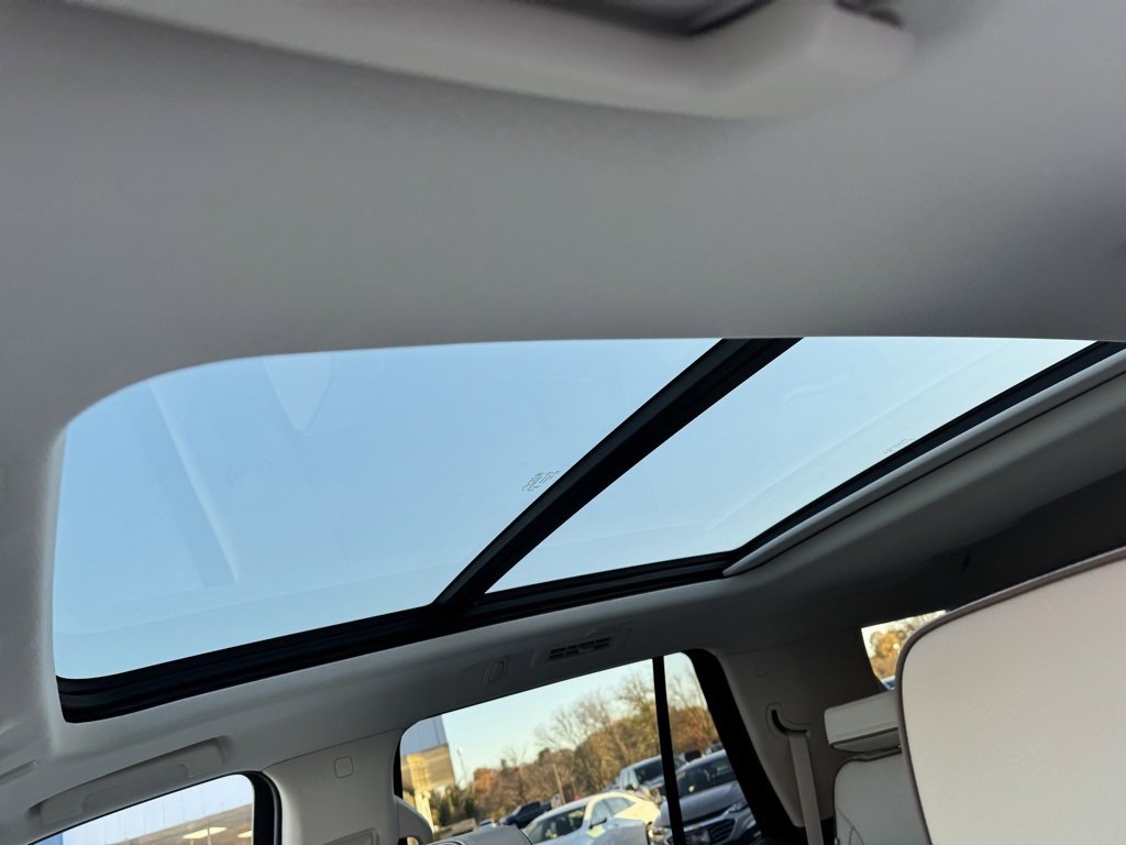 Certified 2023 GMC Yukon Denali image 20