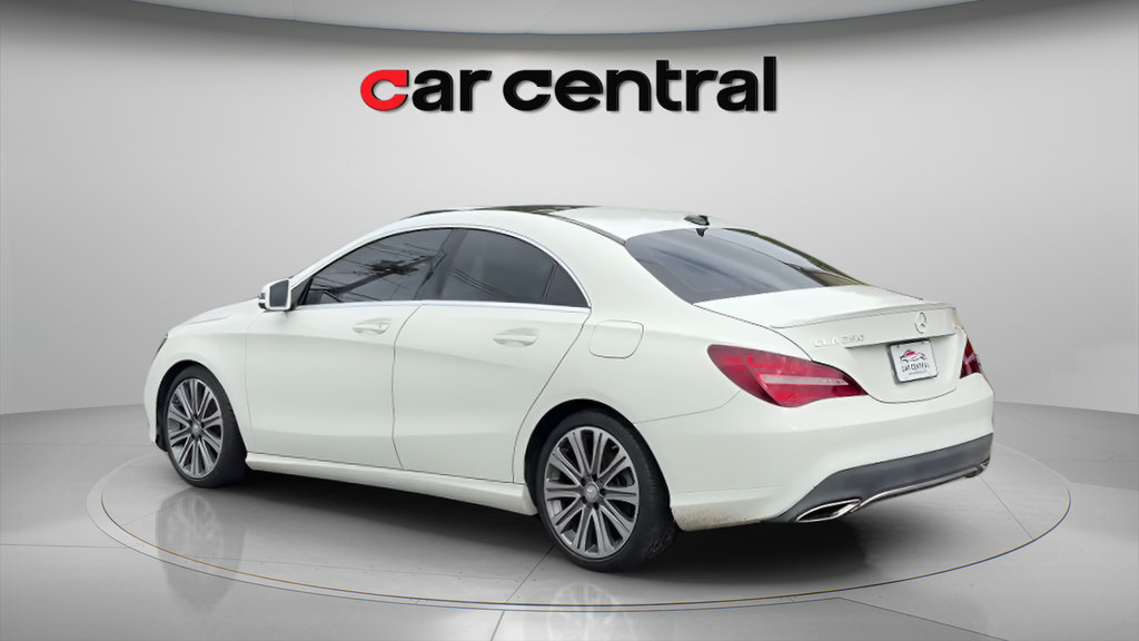 Used 2017 Mercedes-Benz CLA 250 4MATIC image 3