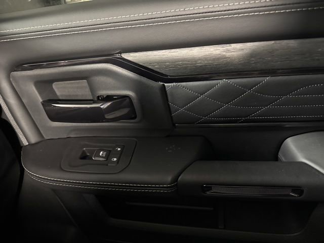 New 2026 RAM 2500 Limited AWD/4WD image 37