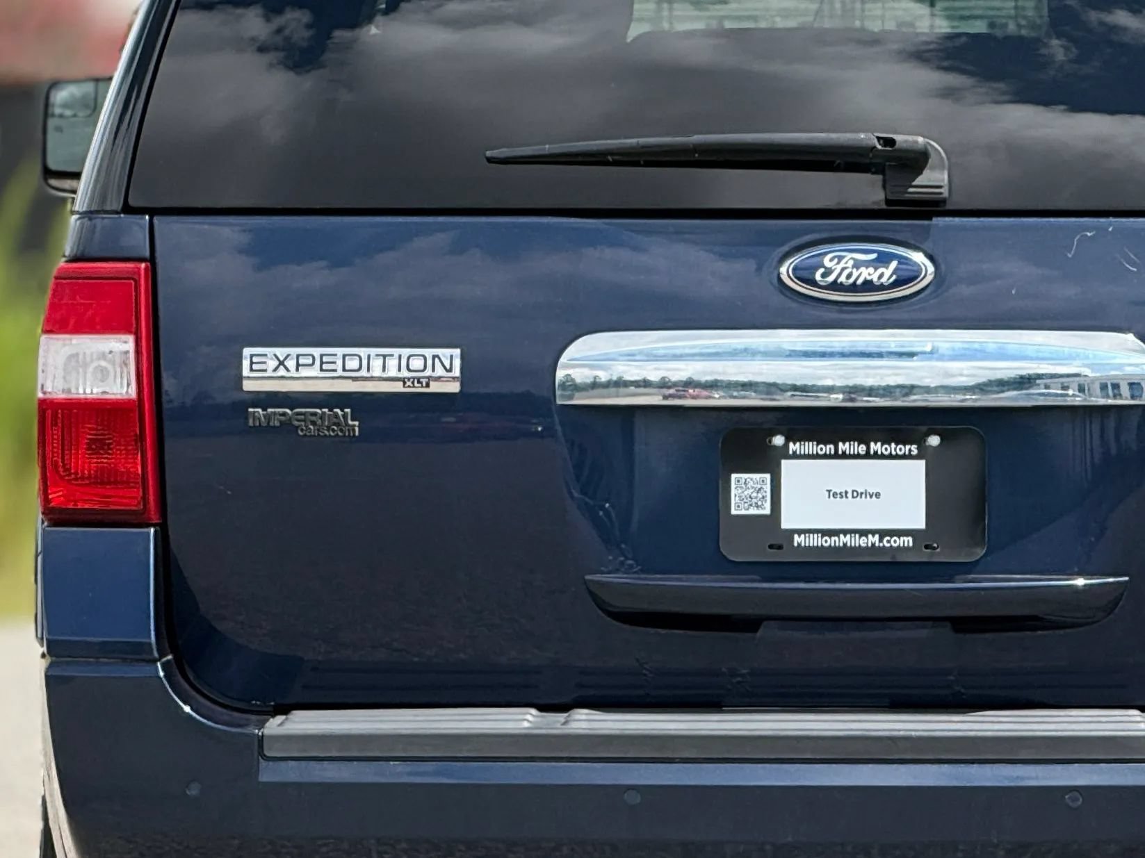 Used 2014 Ford Expedition XLT AWD/4WD image 13