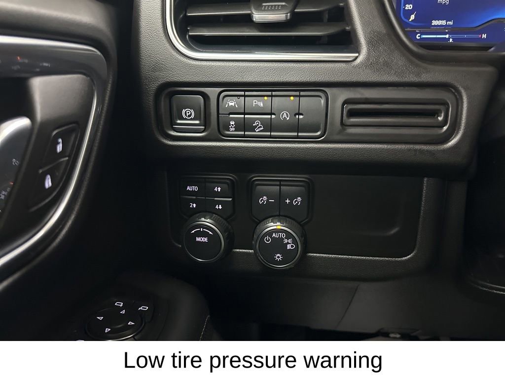 Used 2024 Chevrolet Tahoe Premier image 39