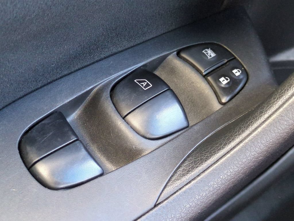 Used 2014 Nissan Altima 2.5 S FWD image 19