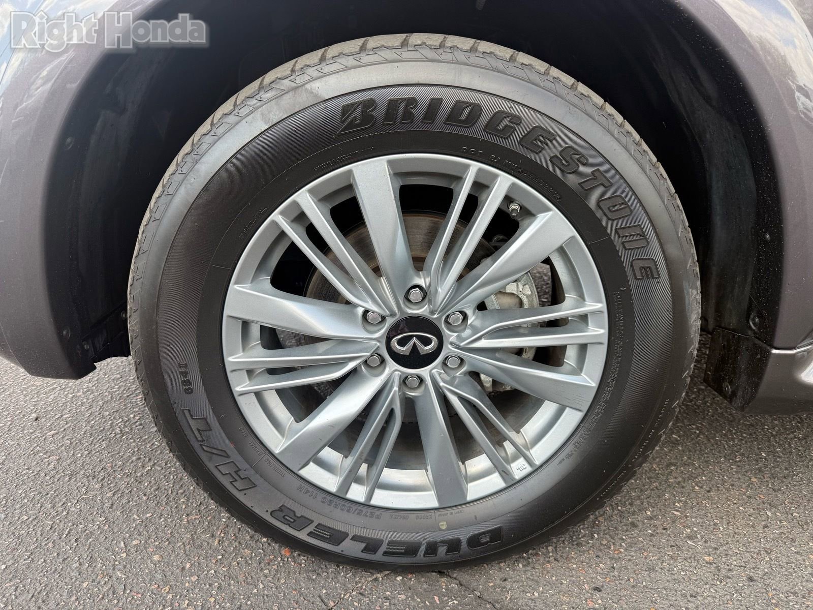Used 2024 INFINITI QX80 Luxe image 11