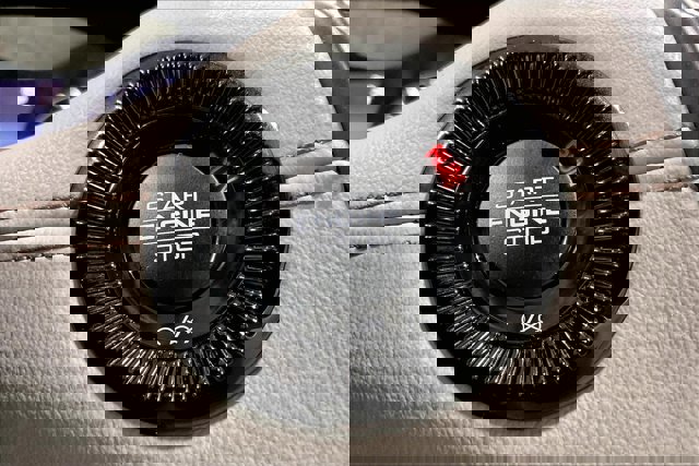 Used 2023 Jeep Compass Limited image 36