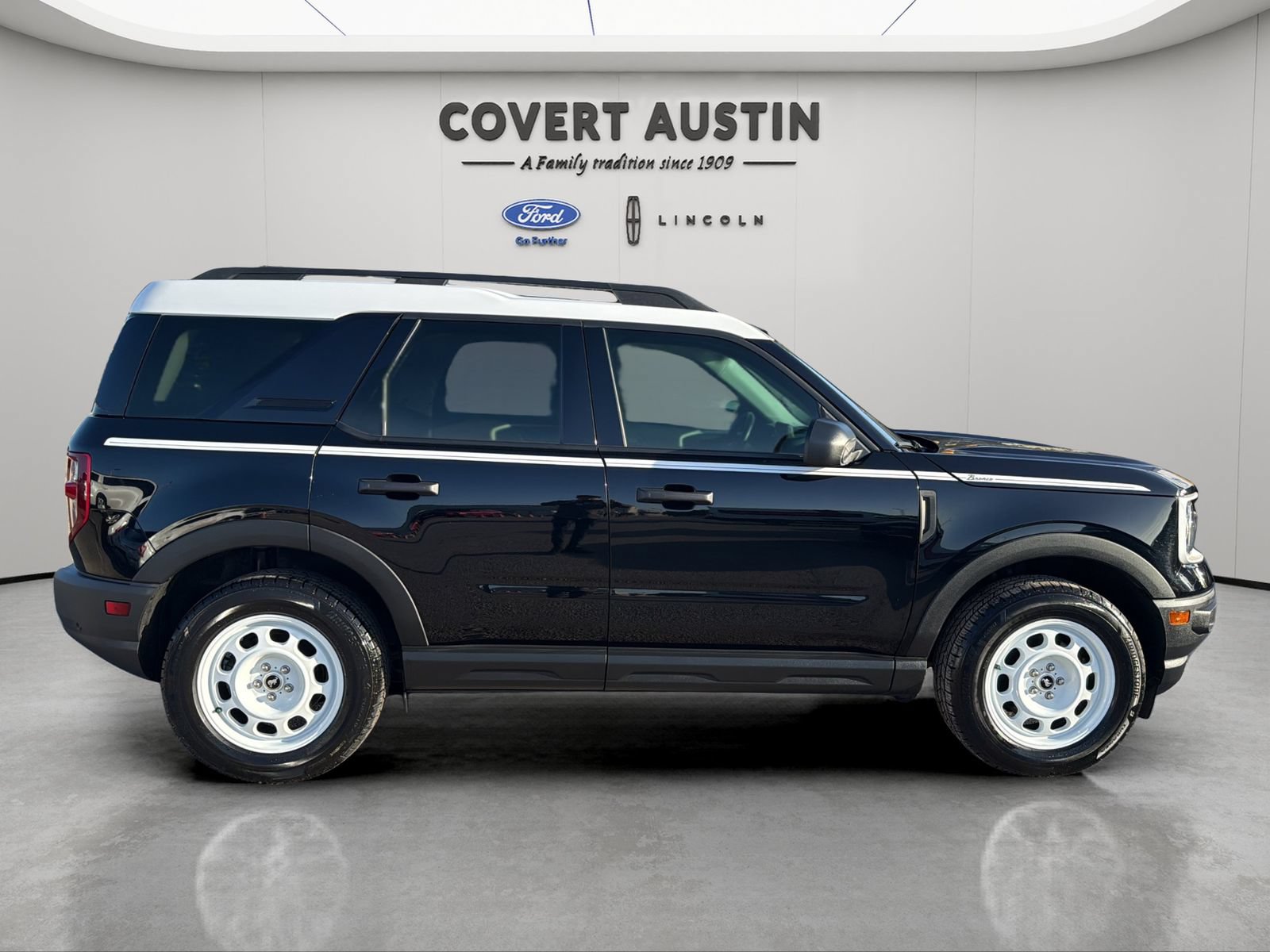 Certified 2023 Ford Bronco Sport Heritage w/ Heritage Convenience Package AWD/4WD image 6