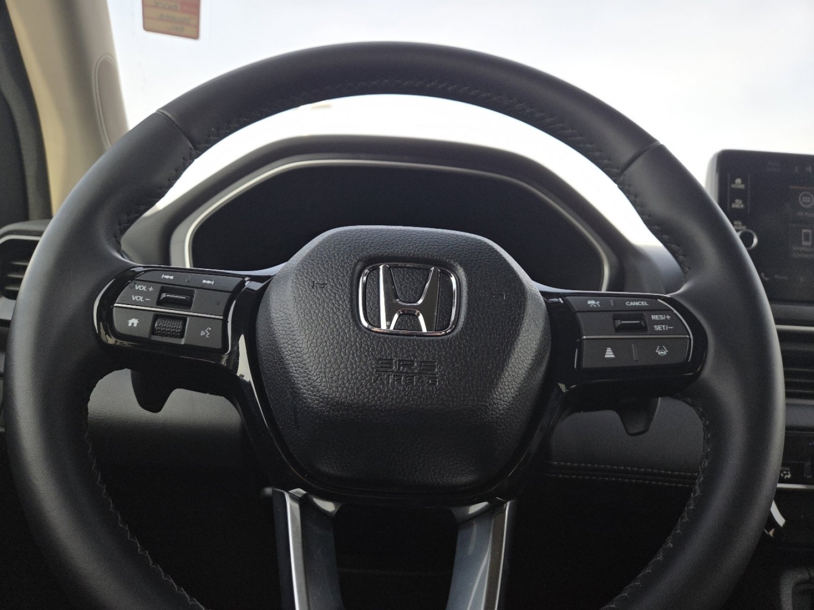 Used 2025 Honda Pilot EX-L image 24