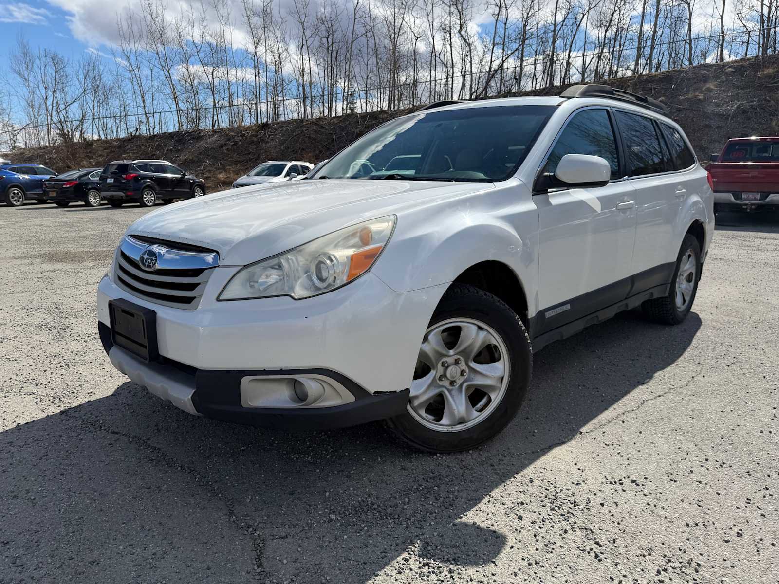 Used 2011 Subaru Outback 3.6R Limited w/ PWR Moonroof Pkg AWD/4WD image 1