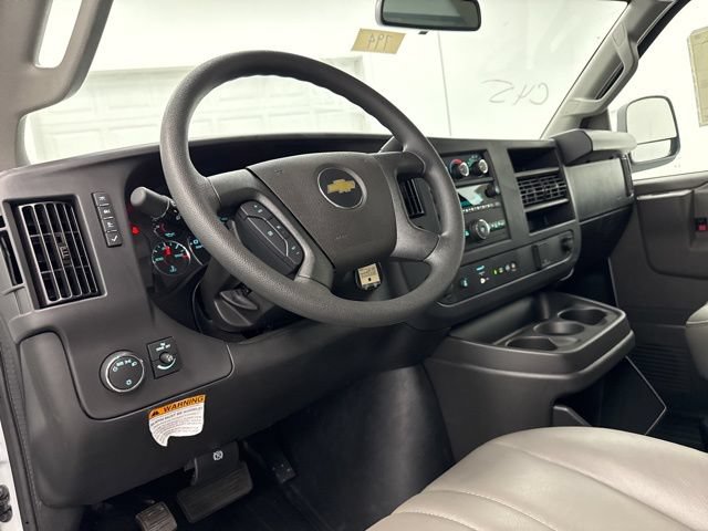 New 2025 Chevrolet Express 3500 w/ Power Convenience Package RWD image 20