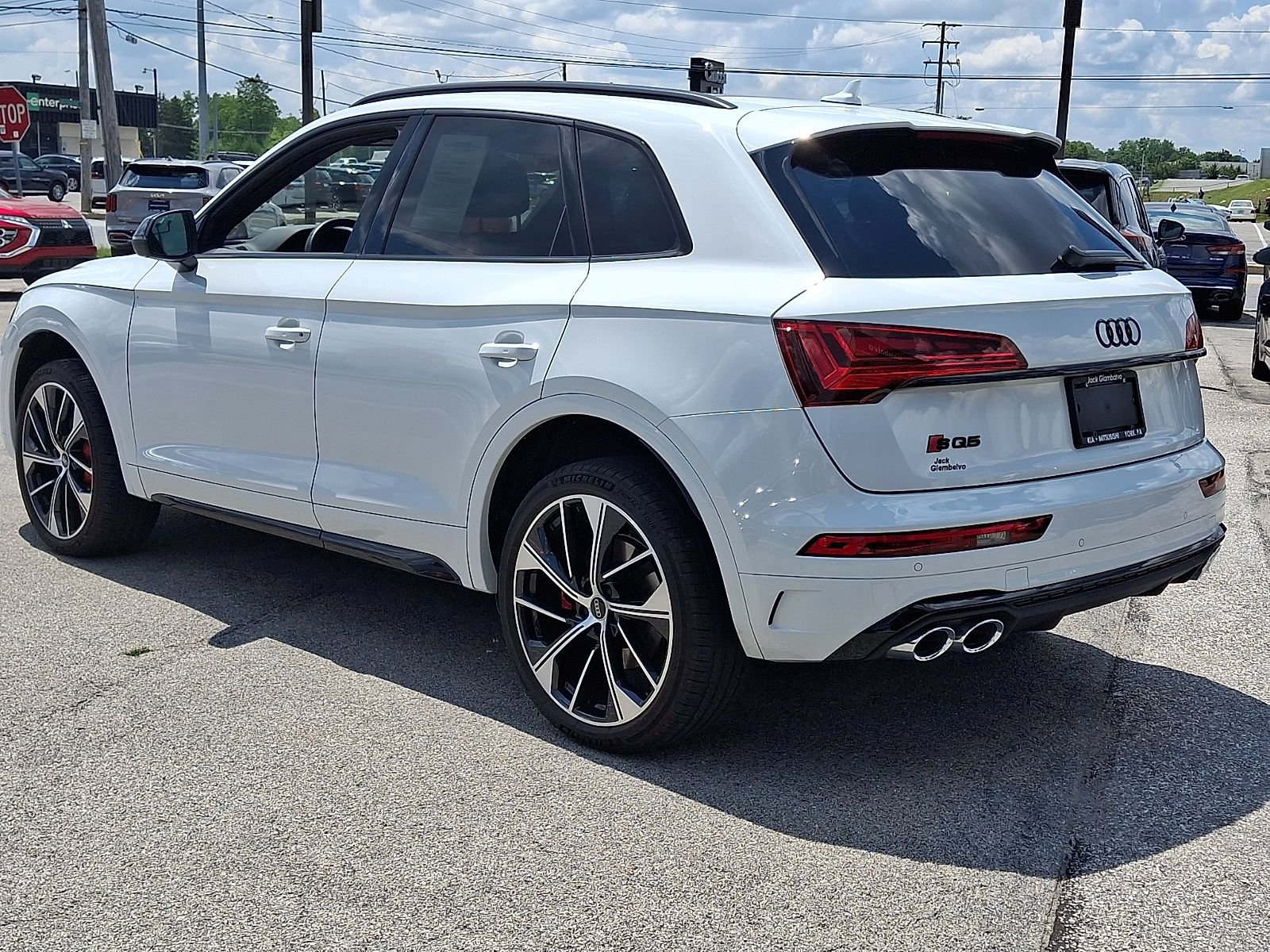 Used 2021 Audi SQ5 Premium Plus w/ Premium Plus Package AWD/4WD image 4