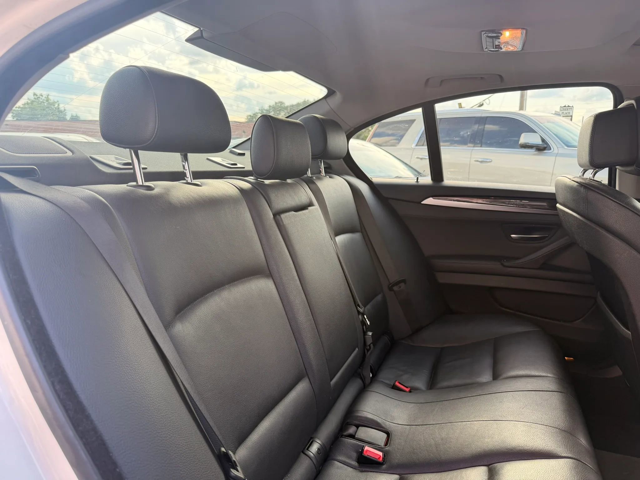 Used 2013 BMW 528i xDrive Sedan AWD/4WD image 26