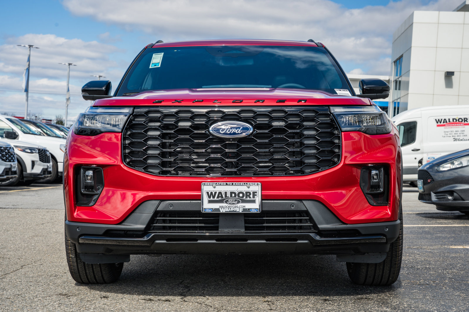 New 2026 Ford Explorer ST-Line w/ ST-Line Street Pack image 2