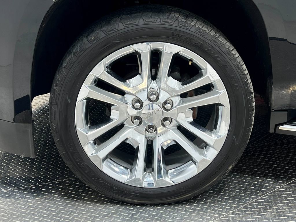 Used 2018 GMC Yukon SLT w/ Premium Edition AWD/4WD image 45