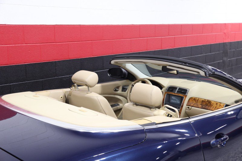 Used 2007 Jaguar XK Convertible RWD image 10