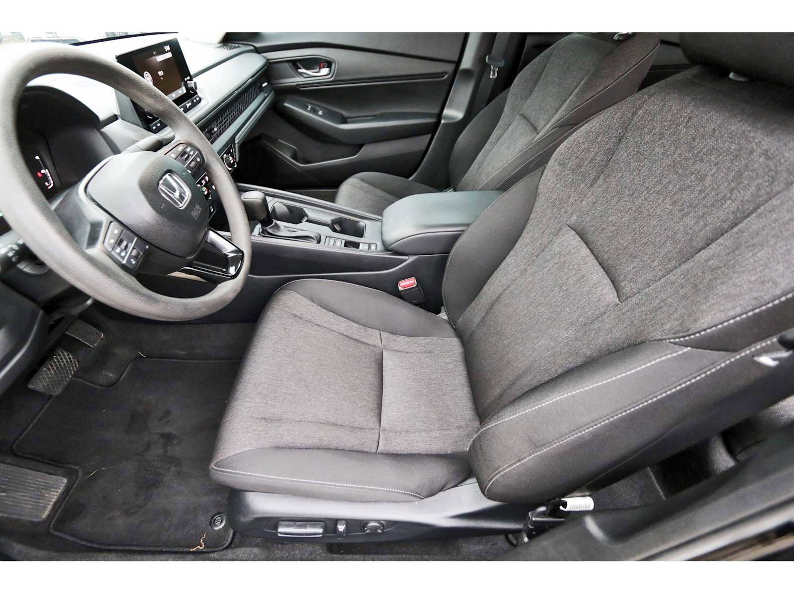 Used 2024 Honda Accord EX image 11