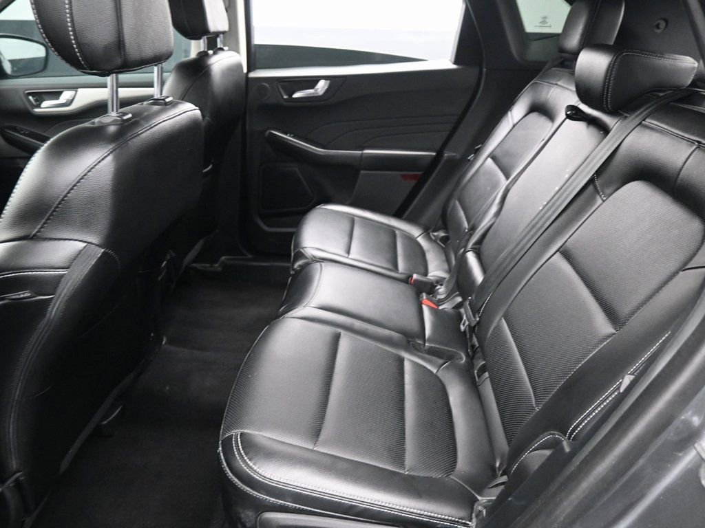Used 2022 Ford Escape SEL w/ Technology Package image 28