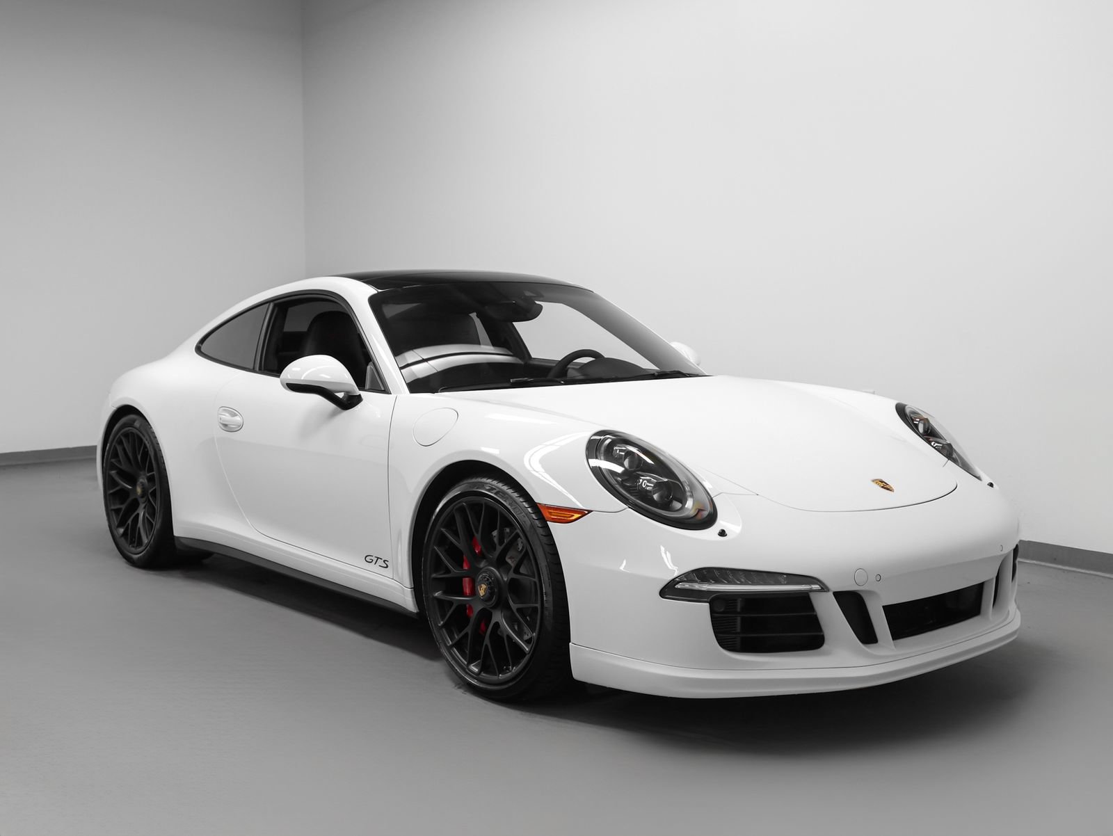 Certified 2016 Porsche 911 Carrera GTS RWD image 10