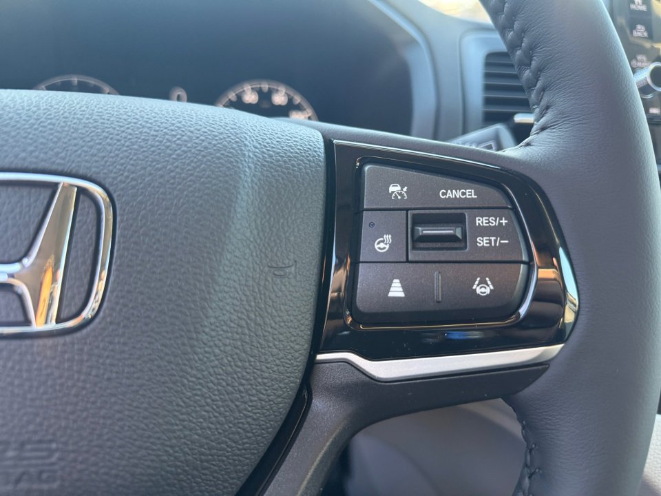 Used 2026 Honda Odyssey Elite image 19
