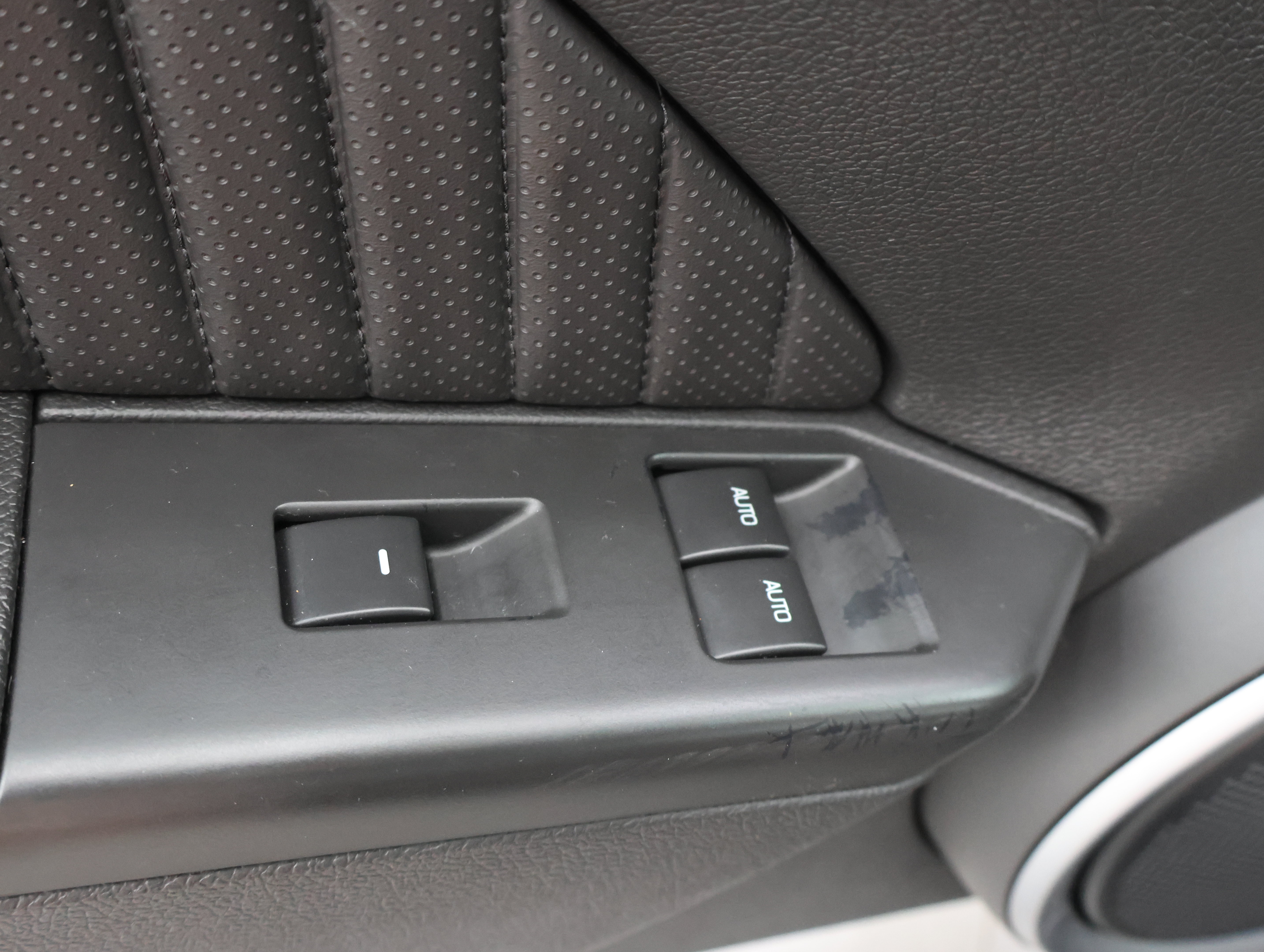 Used 2014 Ford Mustang Shelby GT500 RWD image 34