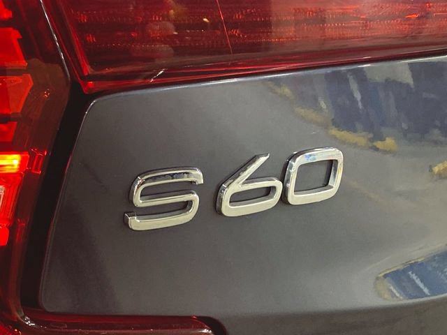 Used 2024 Volvo S60 B5 Core FWD image 31