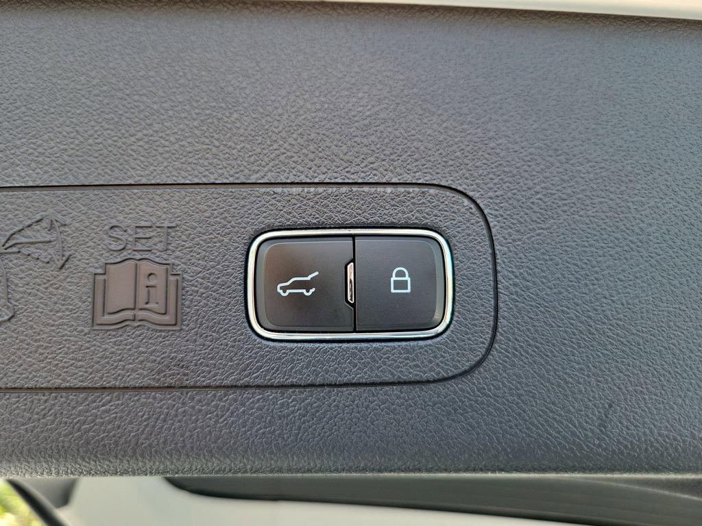 Used 2025 Lincoln Aviator Reserve w/ Equipment Group 201A AWD/4WD image 27