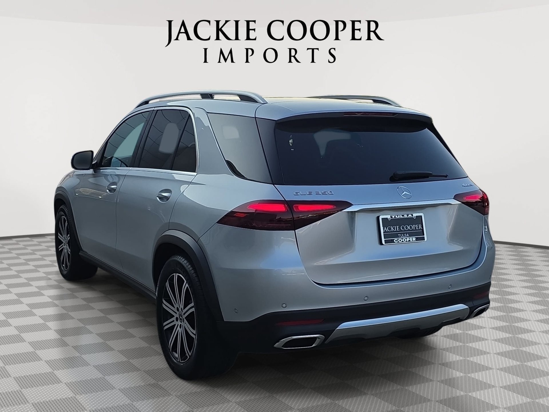 Used 2026 Mercedes-Benz GLE 350 4MATIC image 7