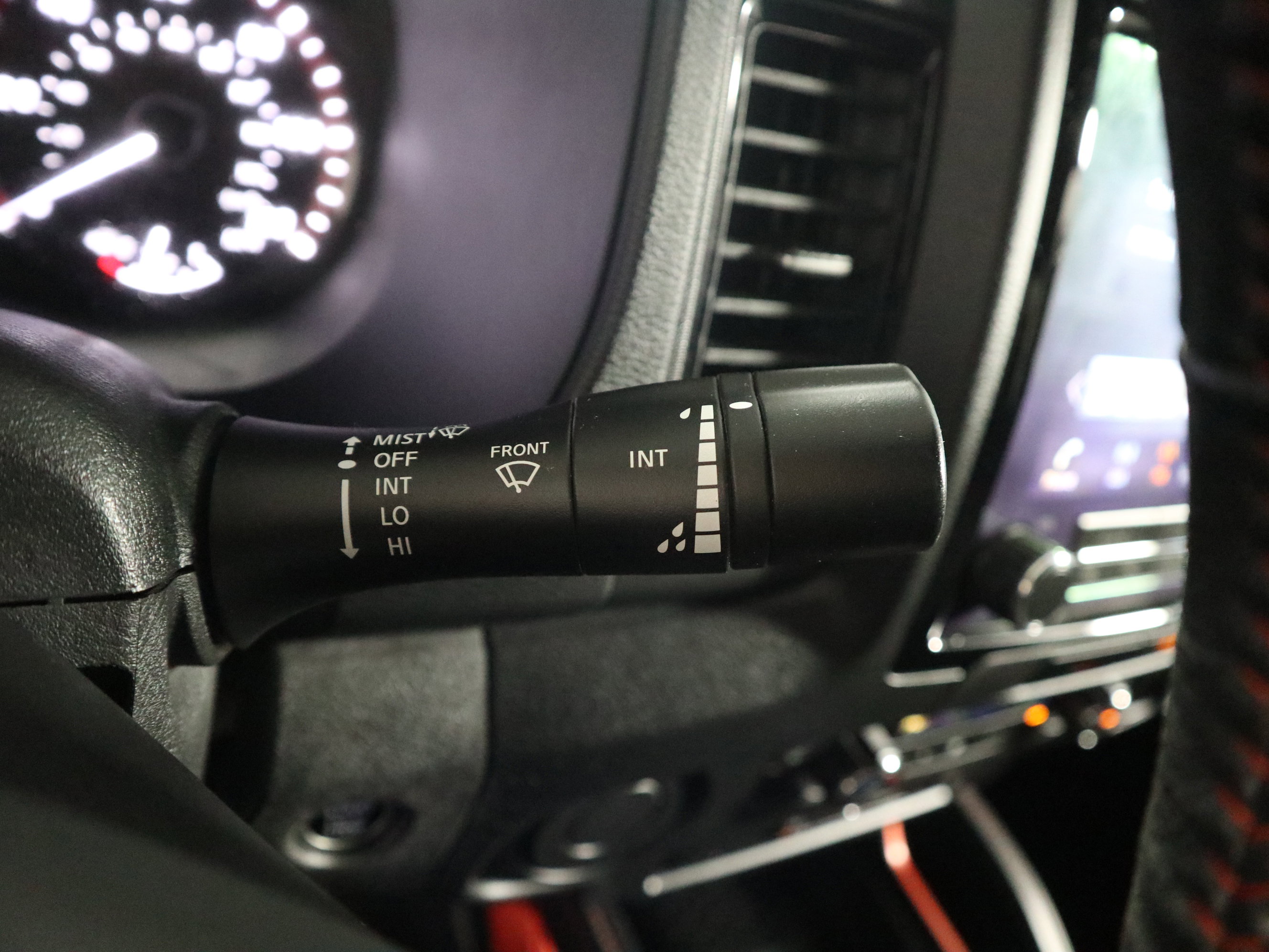 Used 2023 Nissan Frontier Pro-X w/ Technology Package image 26