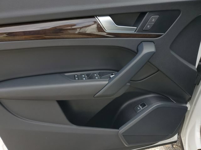 Used 2020 Audi Q5 2.0T Premium AWD/4WD image 22