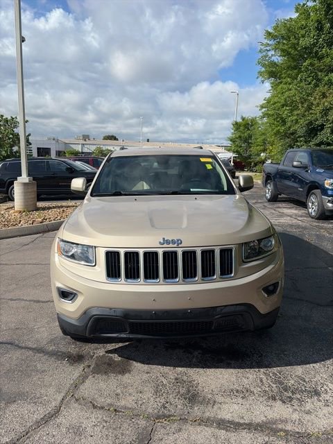 Used 2015 Jeep Grand Cherokee Laredo w/ Quick Order Package 23E AWD/4WD image 2