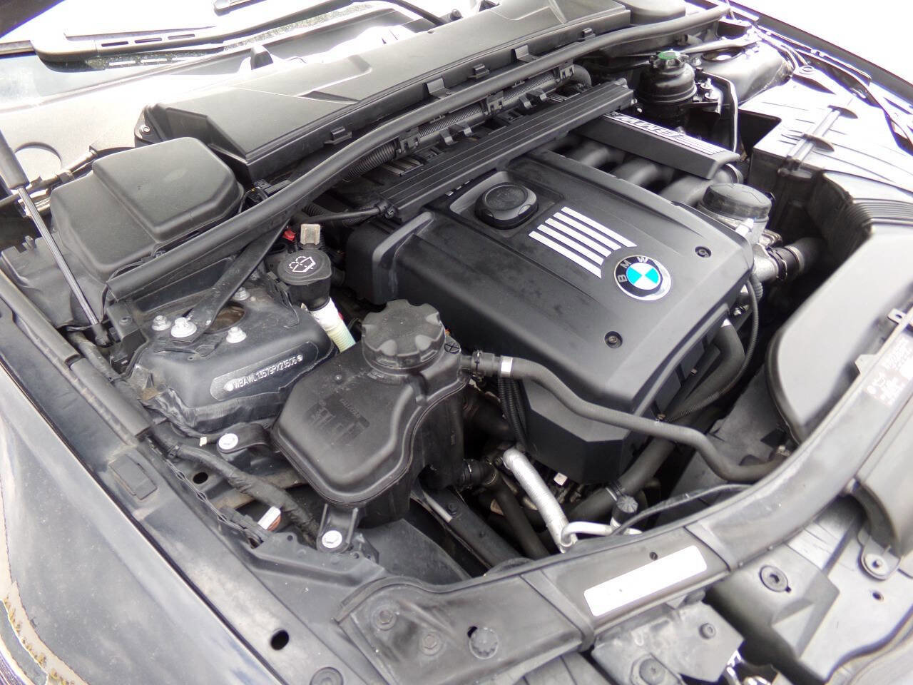 Used 2009 BMW 328i Convertible RWD image 26
