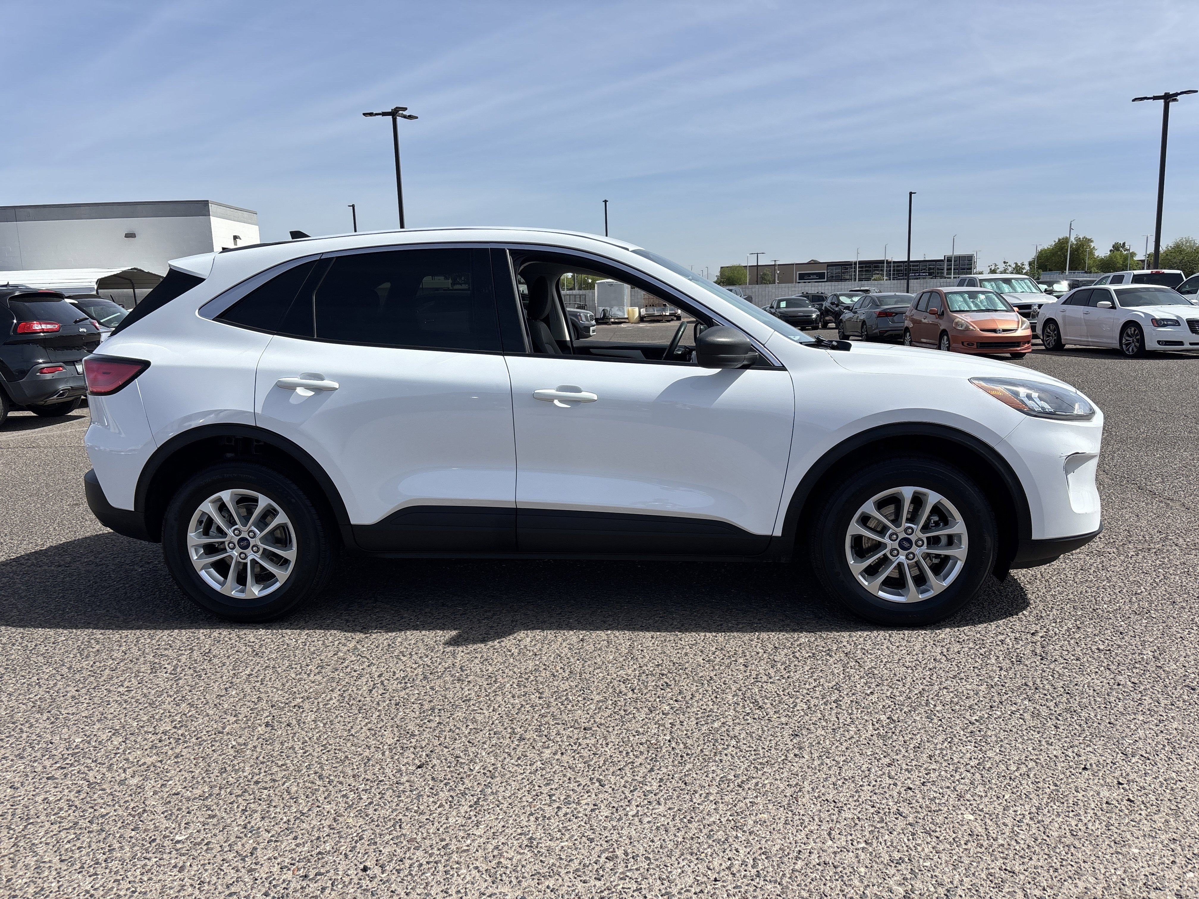 Used 2022 Ford Escape SE w/ Convenience Package AWD/4WD image 6