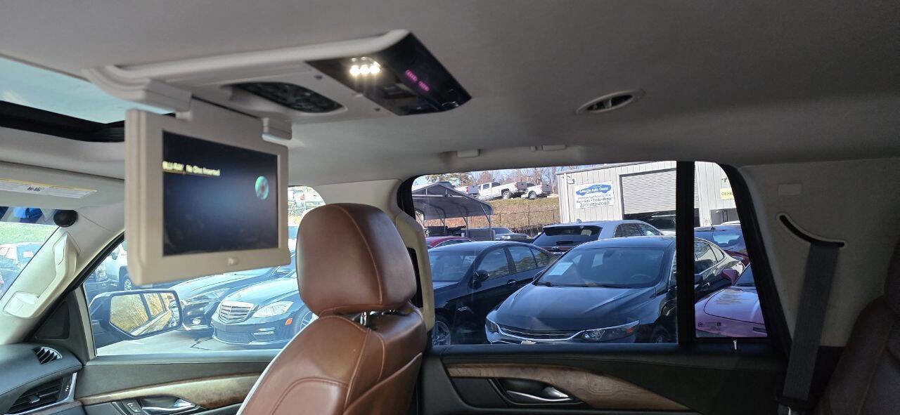 Used 2015 Cadillac Escalade Premium AWD/4WD image 15